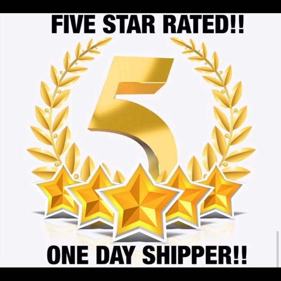 Meet your Poshers, Patty and Angelina! Mother/daughter duo🥰 - Picture 8 of 9